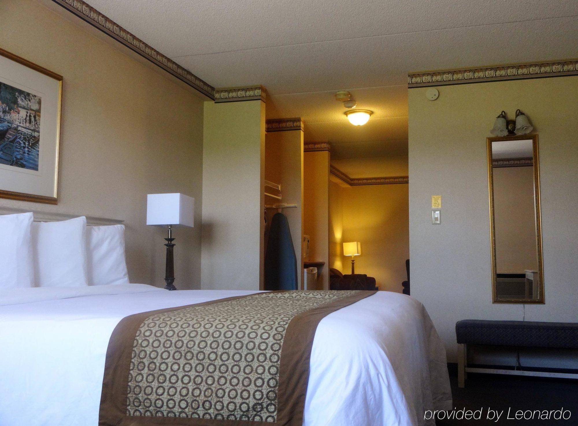 Park Inn By Radisson Toronto-Маркем Экстерьер фото